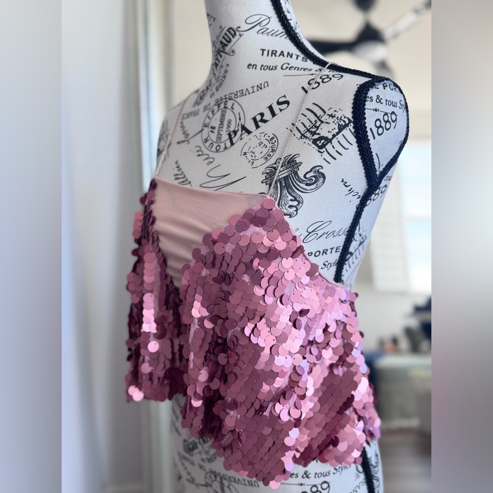 Urban Outfitters Ecote Tempest Pink Sequin Mesh Cami Top Party Size S - Picture 7 of 11